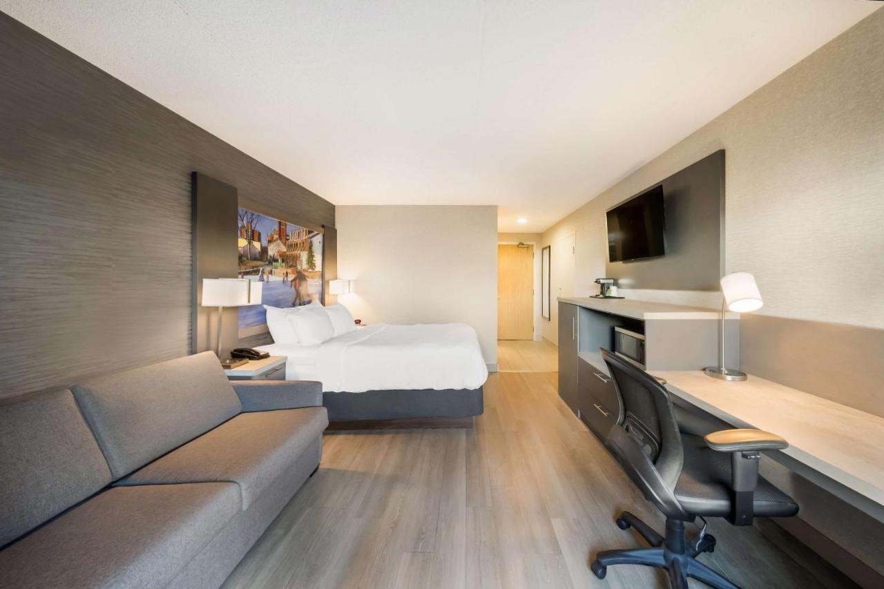 Best Western Belleville Exterior photo